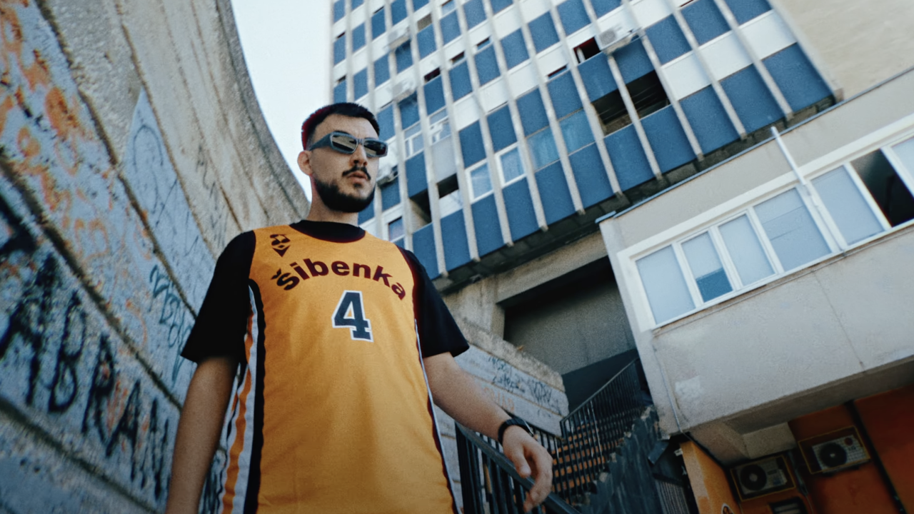 Bore Balboa objavio spot za 'Dalmacija Tunis': Snimalo se na Jadriji, u Šibeniku, Sonkoviću i Brodarici