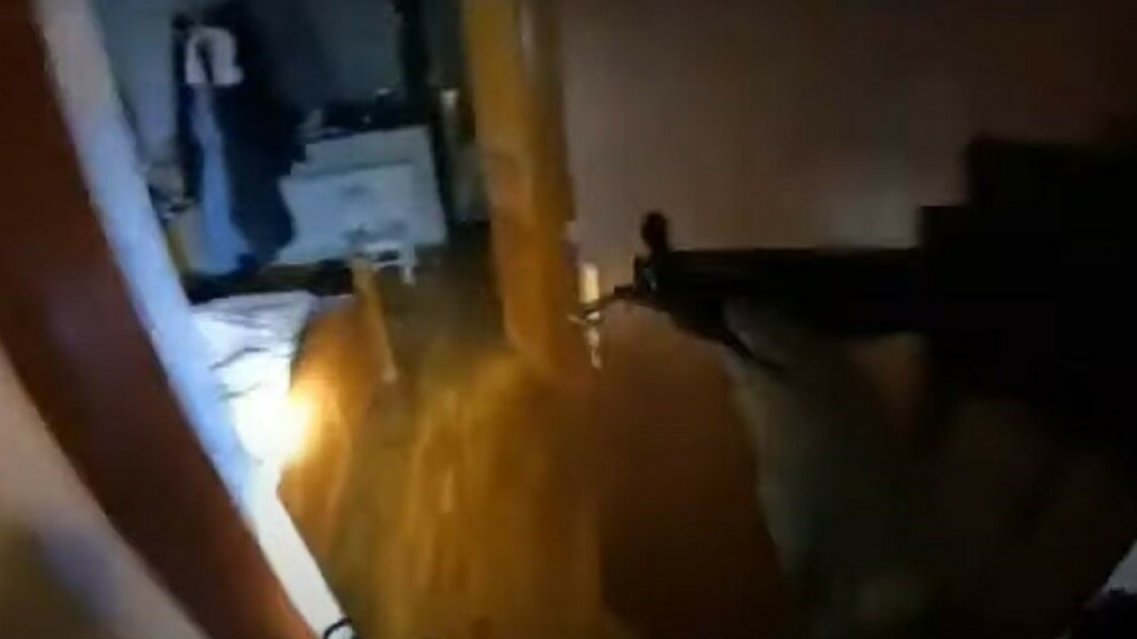 Pogledajte upad specijalaca: Pala banda dilera, pronašli im pet kilograma kokaina!