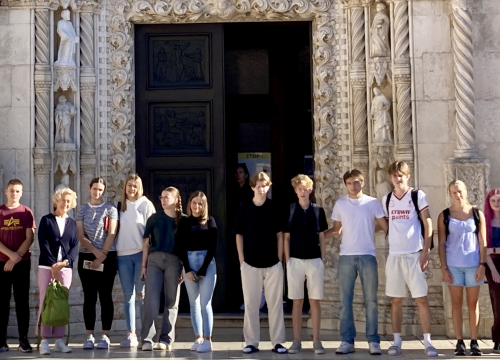 Drniški srednjoškolci ugostili učenike iz Švedske: Oduševljeni su prirodnim ljepotama našeg kraja