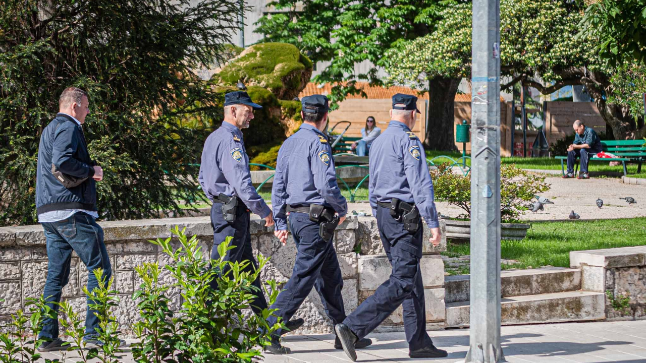 Provalnici u vikend akciji: Iz kuće 59-godišnjaka na Srimi ukradene osobne stvari