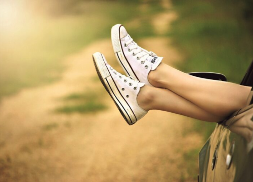 Uz odličan trik jedne mame vaše će tenisice opet biti bijele kao iz dućana