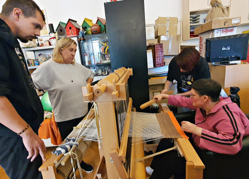 Fotografija 2 - Anamarija i Zorana radom u 'Kamenčićima' promijenile su pogled na svijet: 'Kad vas oni zagrle, nestanu sve brige'