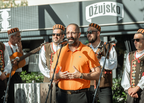 Fotografija 8 - Za 60. Draženov rođendan 60 balona: Na Baldekinu se prisjetili 'našeg malog'