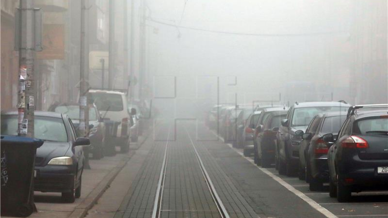Ako krećete na put, budite oprezni: Gusta magla otežava promet