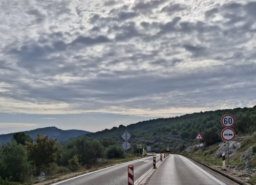 Fotografija 3 - Murterski 'prometnici' uspješno odradili sezonu pa se počastili pićem