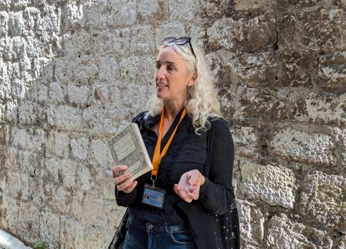 Fotografija 8 - Šibenčani prošetali ulicama grada i upoznali se sa svojom književnom baštinom