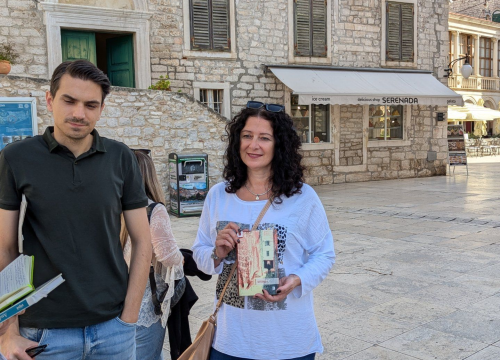 Fotografija 3 - Šibenčani prošetali ulicama grada i upoznali se sa svojom književnom baštinom