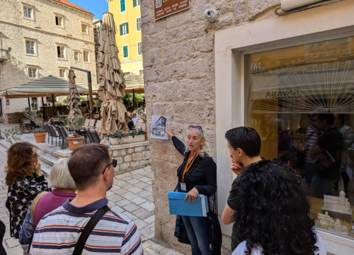 Fotografija 5 - Šibenčani prošetali ulicama grada i upoznali se sa svojom književnom baštinom