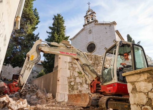 U Ulici sv. Spasa u tijeku sanacija zida koji je ugrožavao sigurnost prolaznika