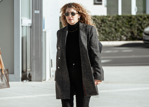 Fotografija 2 - Lijepe Šibenčanke znaju kako dobro izgledati i po buri