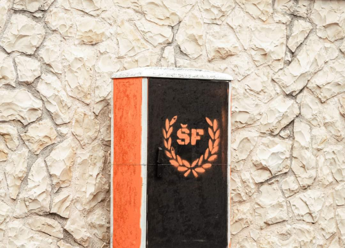 Fotografija 3 - Šibenik diše narančasto: Kvartovi postaju galerije za navijačku umjetnost