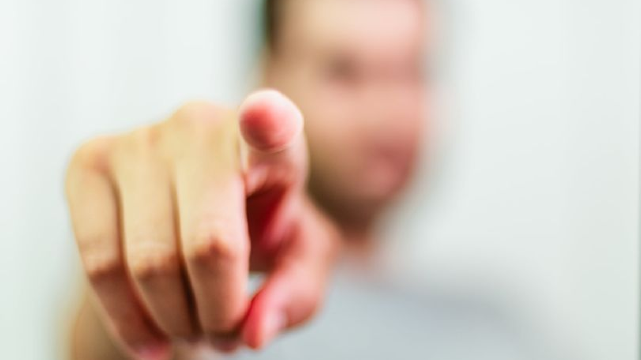 Mladić (25) u Šibeniku prijetio i tražio novac od 32-godišnjaka pa mu policija pronašla i drogu