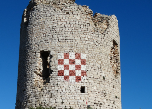 Fotografija 2 - Počela obnova  Ćulina kule  u Budaku