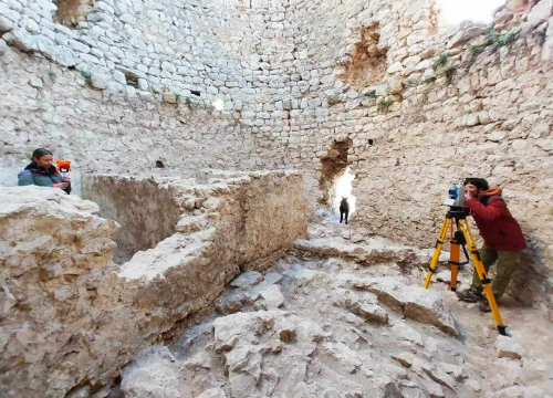 Fotografija 7 - Počela obnova  Ćulina kule  u Budaku