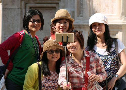 Znate li zašto se ne smijemo smijati na fotografiji za putovnicu?