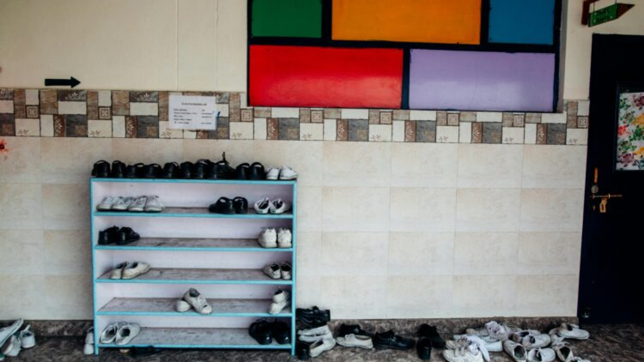 U vrtiću svaki dan nestajala po jedna cipela: Postavili su kameru, a onda je uslijedio šok