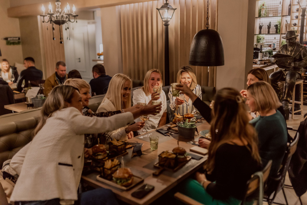 Kod Starog vas očekuju vrhunski meniji za svaki domjenak!