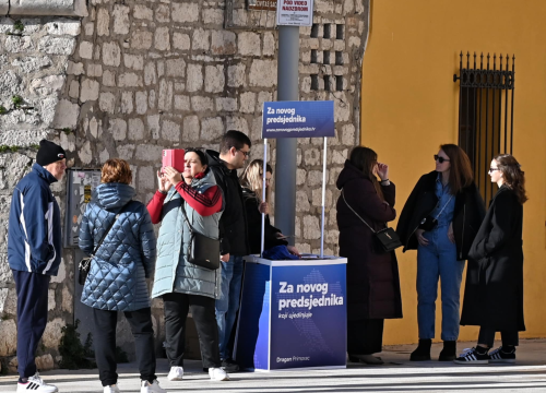 Fotografija 30 - FOTO Đir po gradu, subota, 30. studenog
