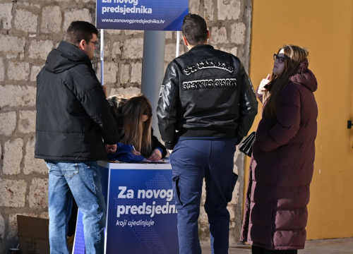 Fotografija 2 - FOTO Đir po gradu, subota, 30. studenog