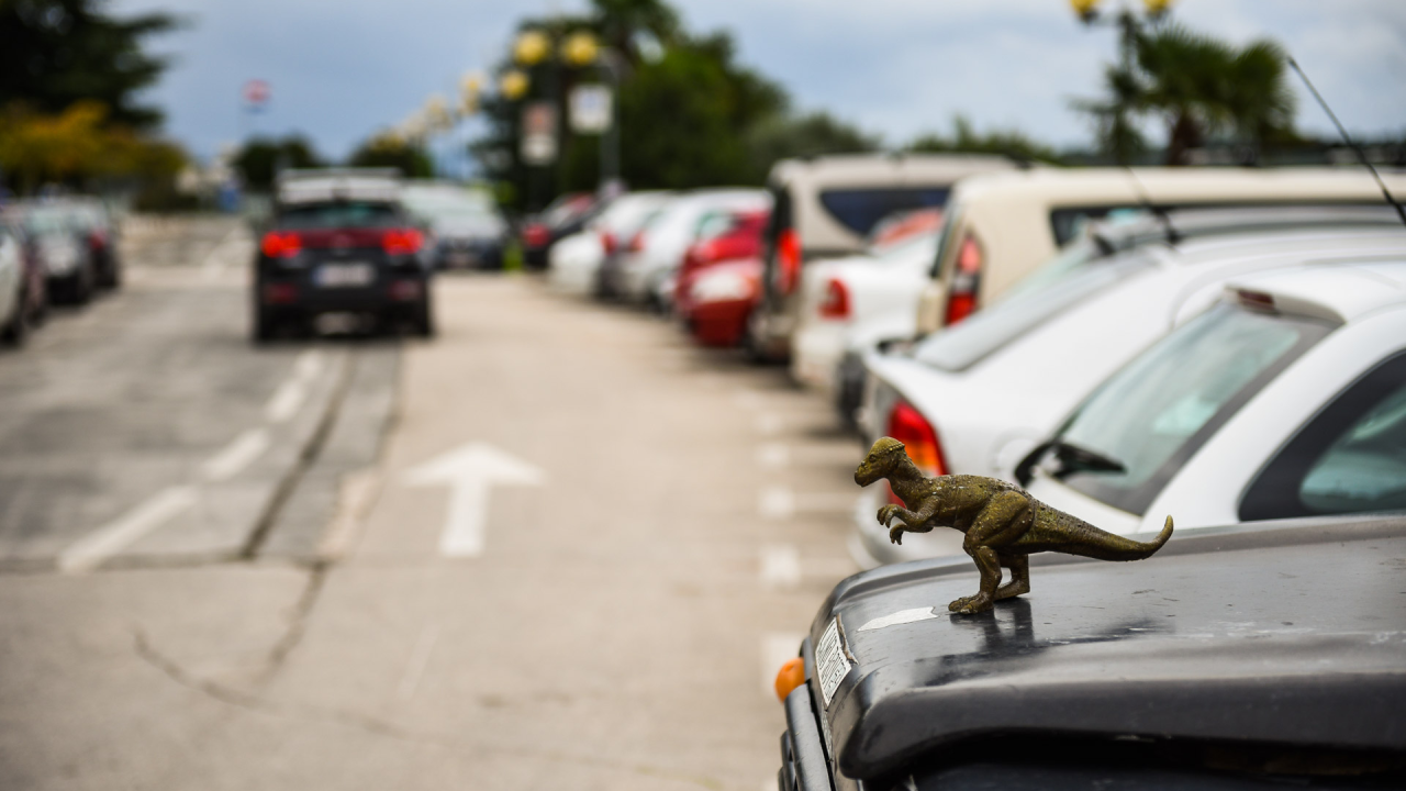 Još jedna Šibenčanka dobila prijeteću poruku: 'Ako ne maknete auto u roku dva dana, razbit ćemo ga'
