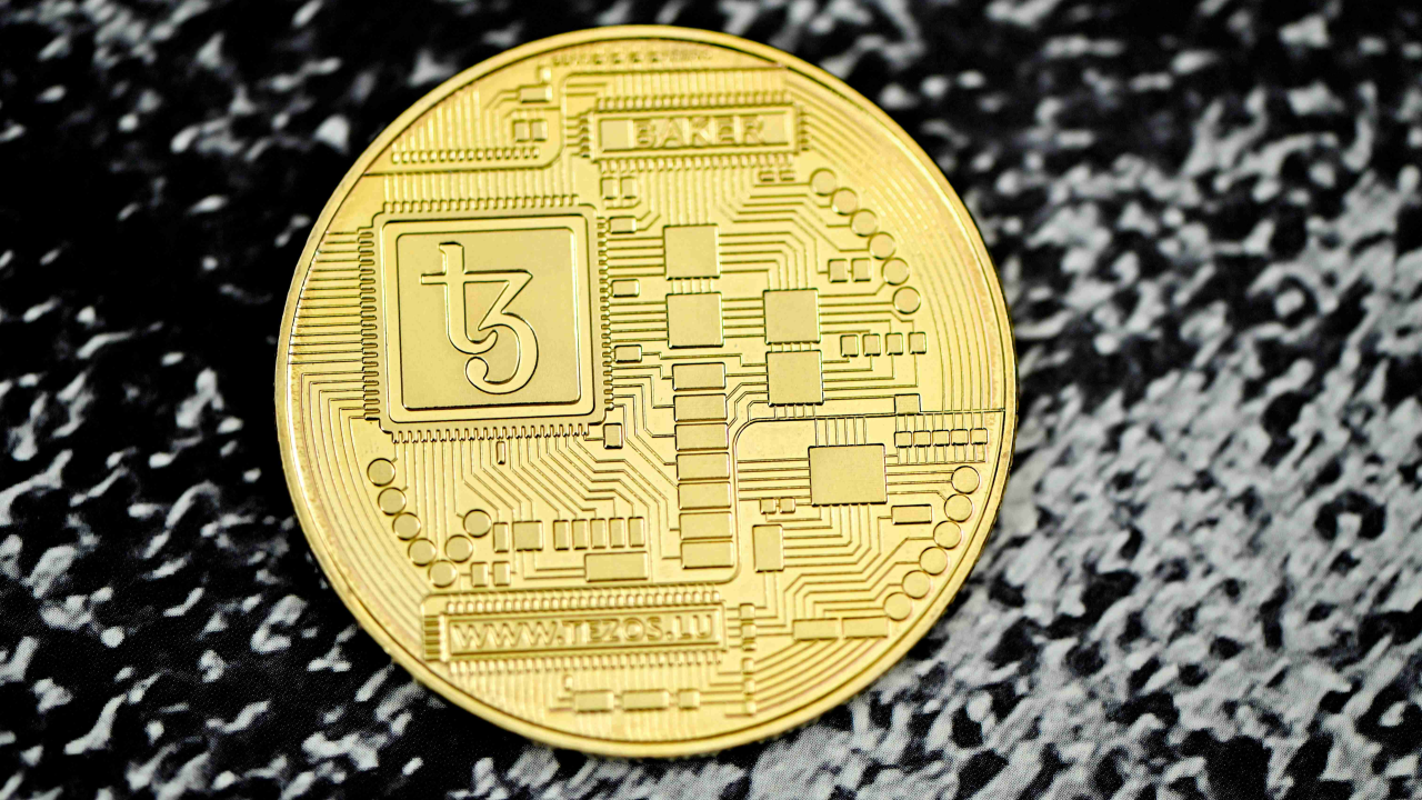 Bitcoin prvi put u povijesti prešao vrijednost od 100.000 dolara