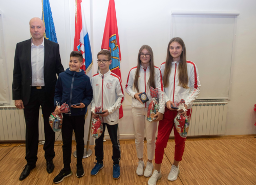 Fotografija 14 - Kninska zajednica sportova dodijelila nagrade nauspješnijim sportašima