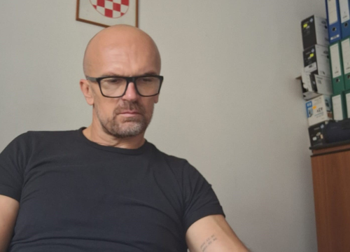 Novoizabrani ravnatelj Zavoda za javno zdravstvo Tomislav Lemac traži odgodu sklapanja ugovora i optužuje protukandidata