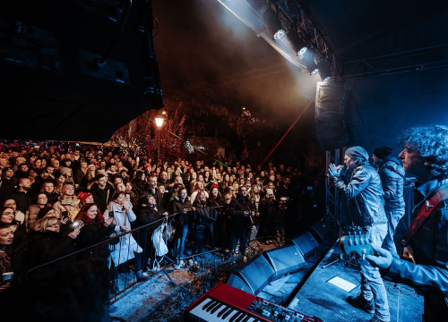 Fotografija 9 - Gibonni u Parku spektakularno otvorio glazbeni program Adventure (2)