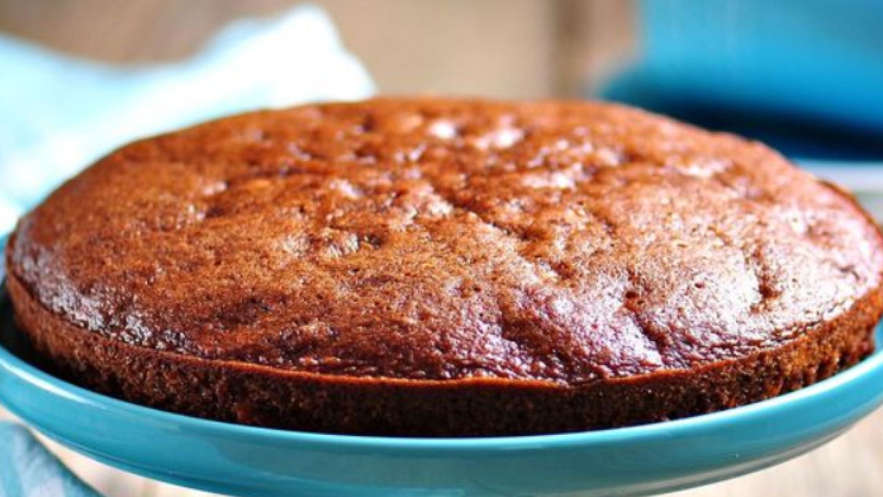 Slatka torta od meda za koju sve sastojke imate kod kuće