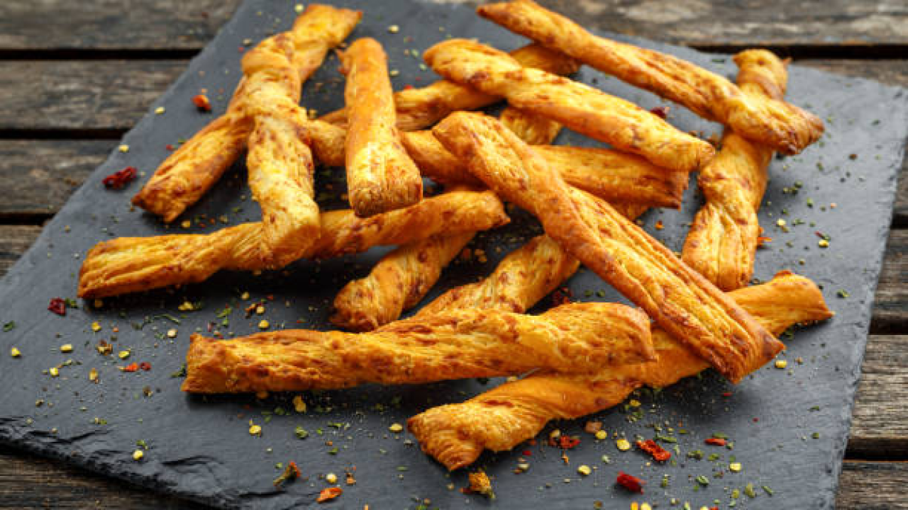 Napravite ove hrskave štapiće s tunom za vesela blagdanska druženja uz čašu vina