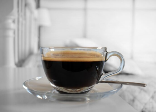 U koliko je sati najbolje popiti prvu šalicu kave?