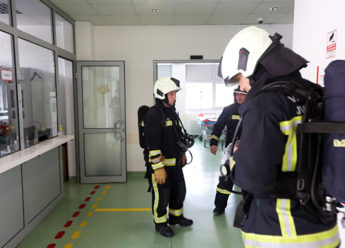 Fotografija 5 - Evakuacija i spašavanje: Bez brige, ovo je samo vježba ako slučajno dođe do požara u šibenskoj hitnoj pomoći