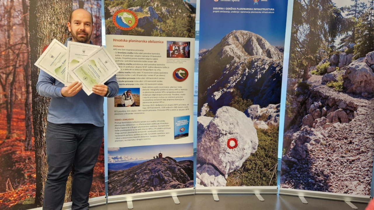 Primio najviše priznanje: Šibenski planinar Jakov Roško savladao sve najatraktivnije vrhove u Hrvatskoj