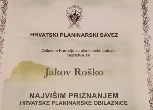 Fotografija 3 - Primio najviše priznanje: Šibenski planinar Jakov Roško savladao sve najatraktivnije vrhove u Hrvatskoj