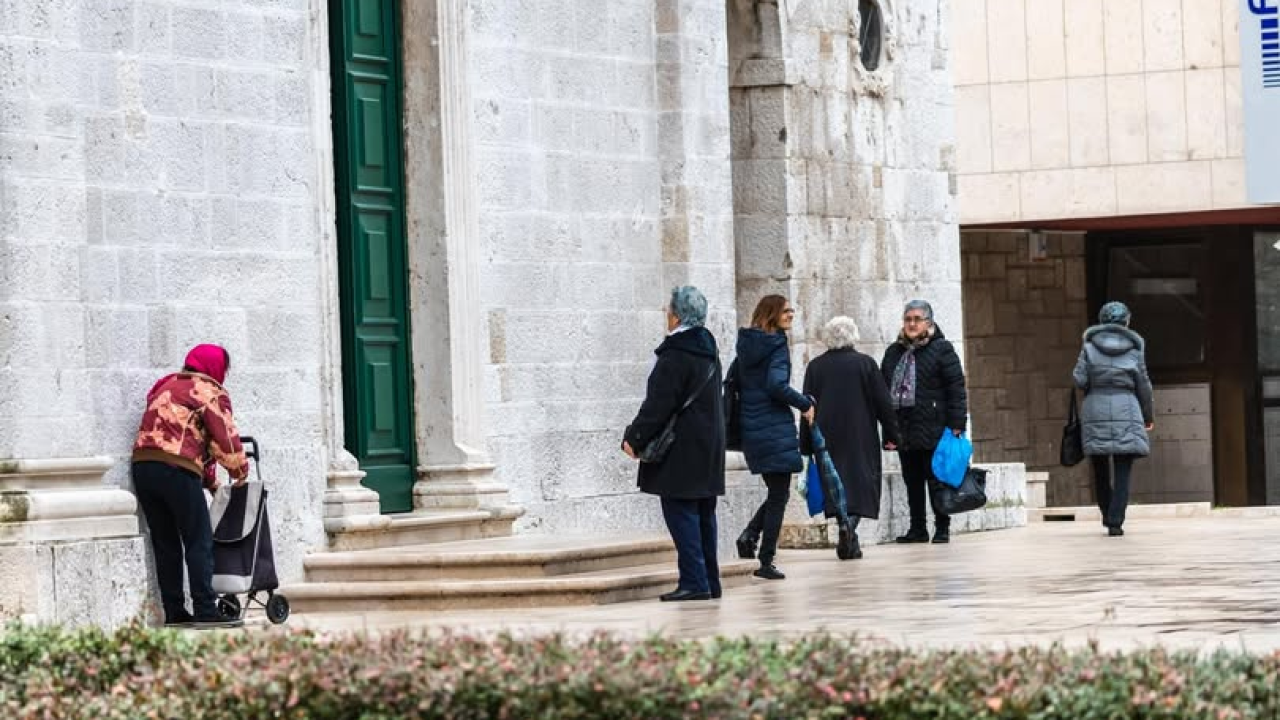 Policija pronašla muškarca (56)  koji je prošlog tjedna ukrao milodare i razbio kip u crkvi Gospe vanka Grada