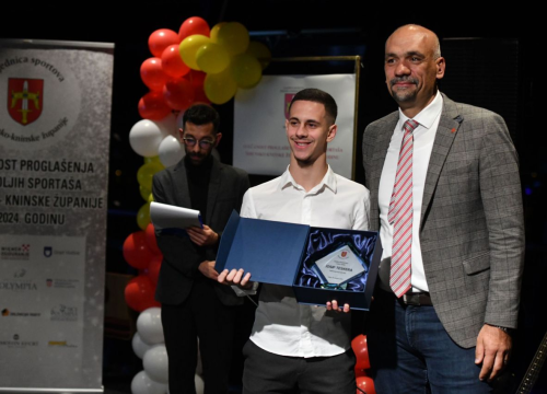 Fotografija 17 - Josip Teskera i Daniela Jelić proglašeni najboljim sportašima u županiji