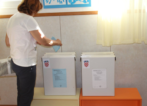 Za neke birače u Šibeniku mijenja se biračko mjesto, donosimo popis ulica