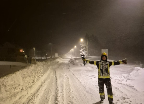 Fotografija 2 - U Lici iz snježne oluje spašeno 48 ljudi