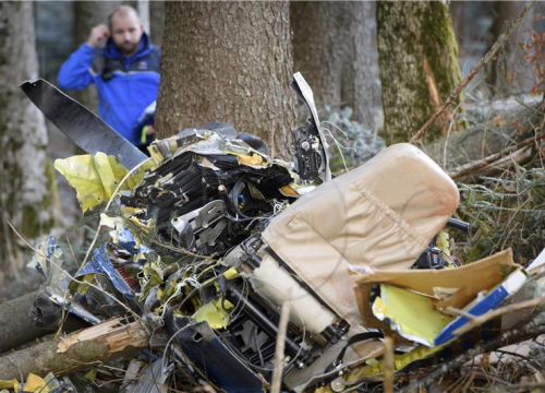 Pad putničkog zrakoplova preživjele 32 osobe