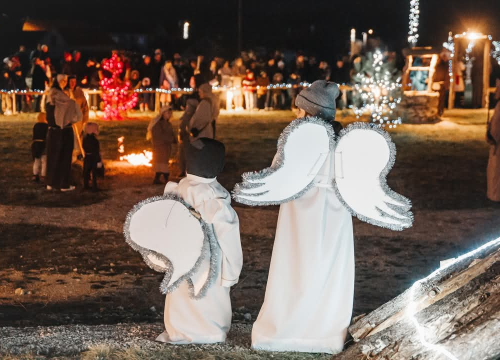 Fotografija 15 - U Čavoglavama uprizorene žive jaslice. Pogledajte kako je bilo