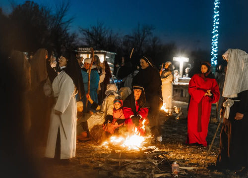 Fotografija 8 - U Čavoglavama uprizorene žive jaslice. Pogledajte kako je bilo