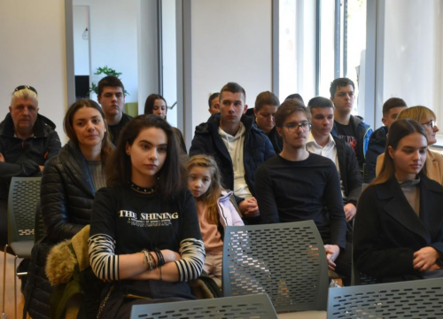 Fotografija 2 - Županija dodijelila 34 učeničke i studentske stipendije