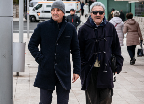 Fotografija 2 - Niti blagdanska bura nije omela Šibenčane da izgledaju besprijekorno!