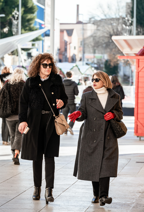 Niti blagdanska bura nije omela Šibenčane da izgledaju besprijekorno!