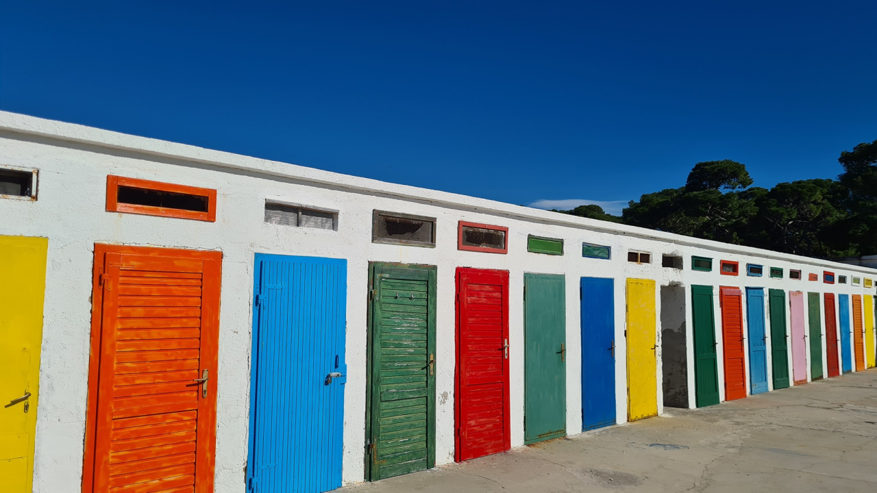 Jadrijaši i prijatelji Jadrije i ove godine okupljaju se u Domalda uz glazbu i besplatan bakalar