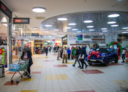 Fotografija 7 - Sezonsko zimsko sniženje startalo u Dalmare centru