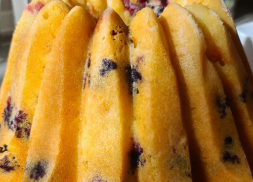 Donosimo recept za voćni kuglof Sanje Antunac koji će vam zasladiti ovo blagdansko vrijeme