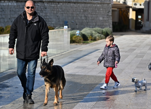 Fotografija 42 - FOTO Đir po gradu, srijeda 1. siječnja