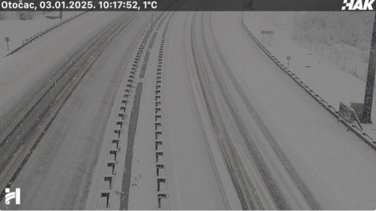 Diljem zemlje pada gust snijeg. A1 zametena, zatvorene mnoge ceste