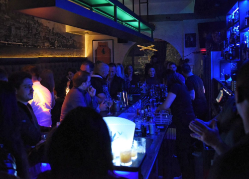 Fotografija 2 - Ne propustite nastup Ive Spahije i grupe Pandora u Mozartu!